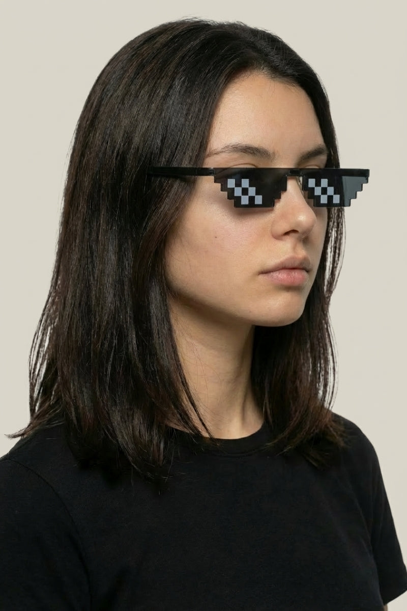 Lunettes Y2K 'Pixel Art' noir