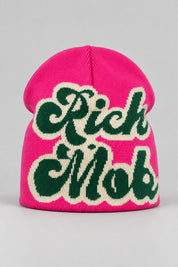 Bonnet Y2K 'Rich Mob' rose — bonnet seul sur fond gris