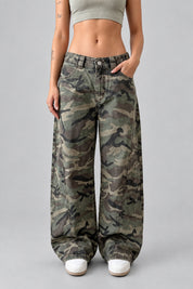 Jean Camouflage Skater — vue de face, Y2K CLUB