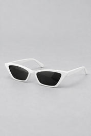 Lunettes Rétro Blanc — seules sur fond gris studio
