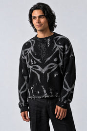 Pull Color Block Streetwear, porté de face sur fond gris clair