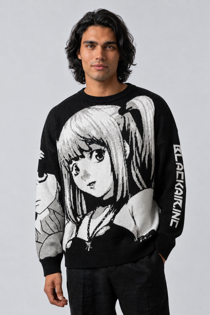 Pull harajuku, vue portée de face sur fond studio gris clair.