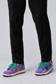 Sneakers Graffiti Streetwear — Purple — vue portée | Y2K Club
