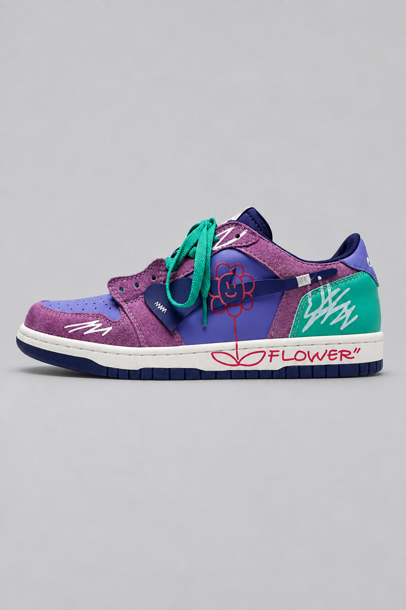 Sneakers Graffiti Streetwear — Purple — vue de profil | Y2K Club