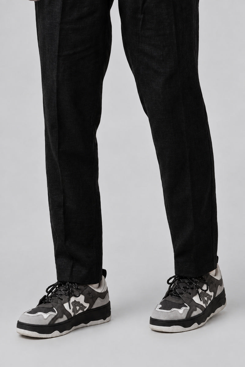 Sneakers Urban Gorpcore — noir et gris — vue portée | Y2K Club