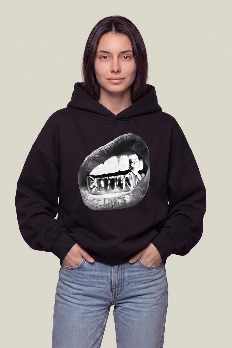 Sweat Bouche Grillz Rap Noir vue de face – Sweat Y2K | Y2K Club