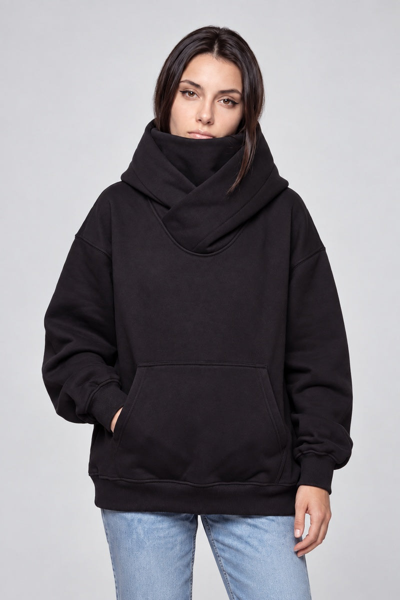 Sweat Col Montant Ninja Techwear, noir col haut, photo studio
