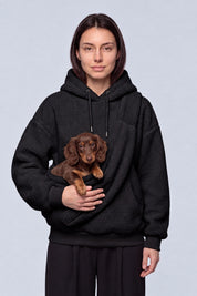 Sweat Sherpa Poche Animaux Kawaii — noir face, fond gris perle, Y2K CLUB